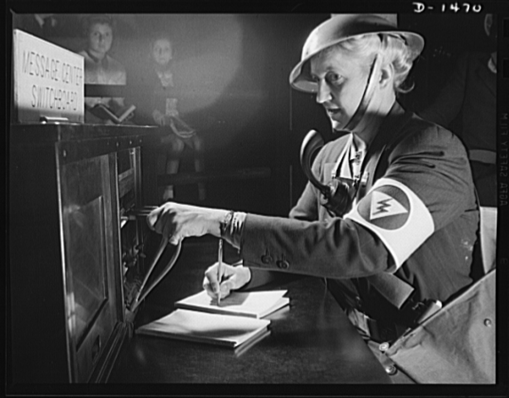 civilian-defense-prompt-and-efficient-telephone-handling-is-an-important-part-1